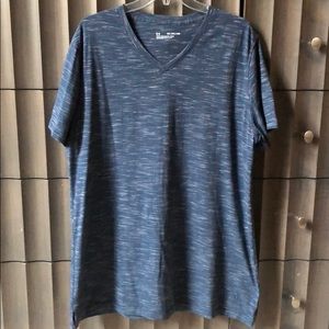 Under Armour blue men’s tee, XXL fitted